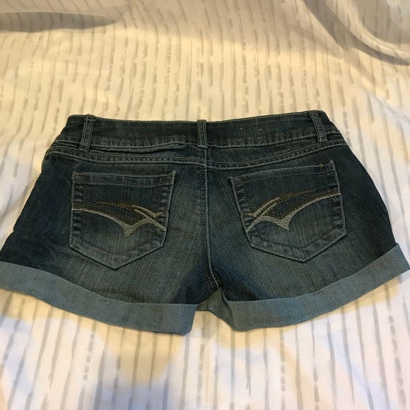 SO jean shorts - Picture 2 of 3